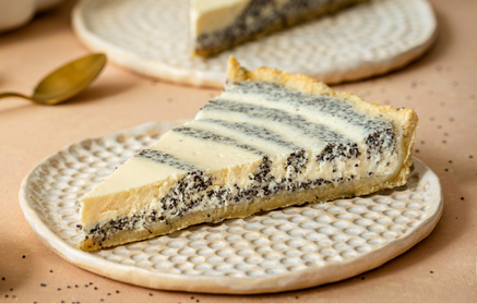 Fitnes recept: Mehki cheesecake z makovimi semeni